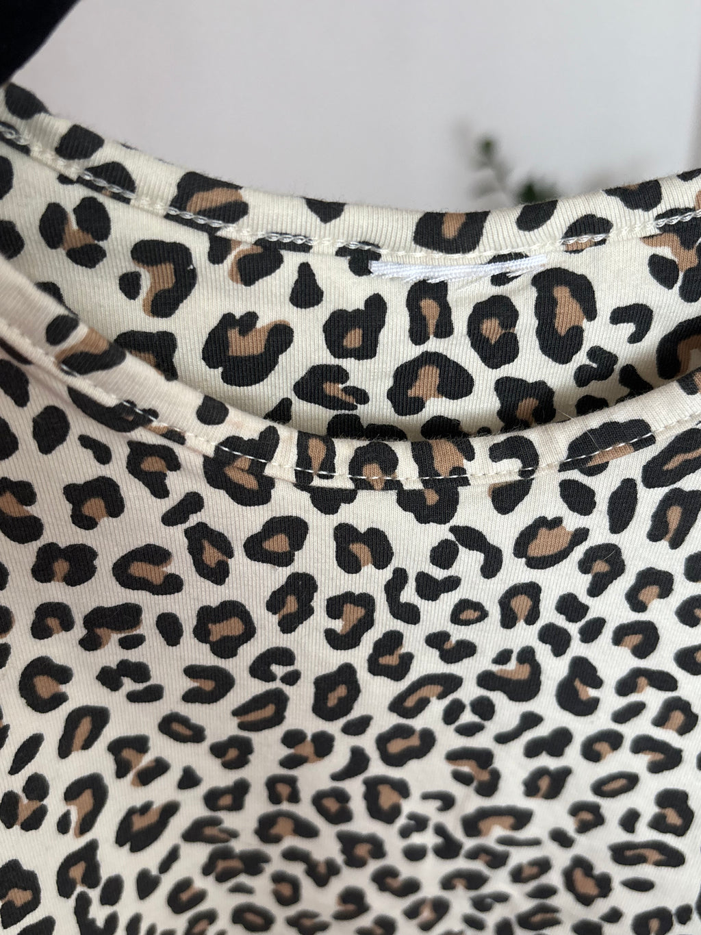 The Leo cropped Tank Top Size XS/S