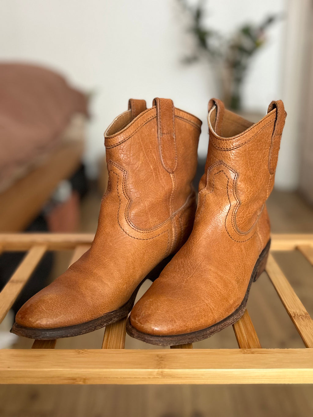 The Vintage Frye Ankle Cowboy Boots Size 37